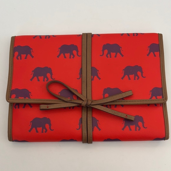 Stella & Dot Handbags - Stella & Dot Travel Jewelry Organizer Elephant Print